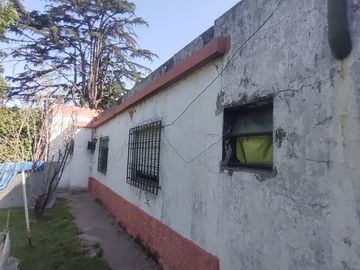 venta casa quinta a reciclar moreno paso del rey