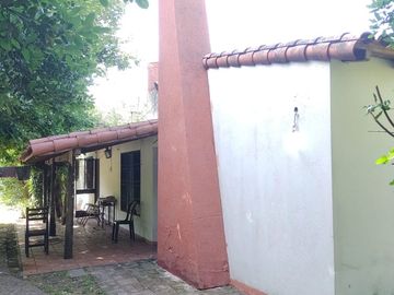 venta casa quinta a reciclar moreno paso del rey