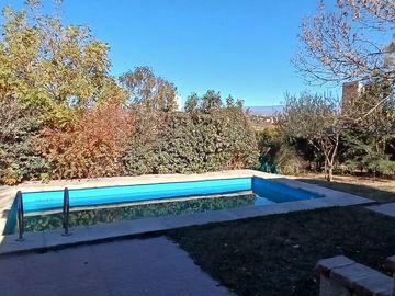 VENTA CASA CON PILETA VILLA SANTA CRUZ DEL LAGO