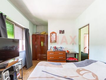VENTA CASA 4 AMB C/GARAGE, PATIO Y TERRAZA HURLING