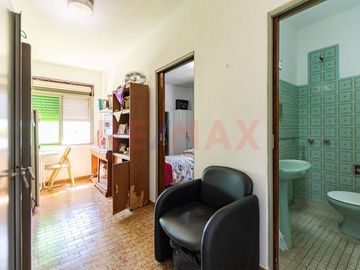 VENTA CASA 4 AMB C/GARAGE, PATIO Y TERRAZA HURLING