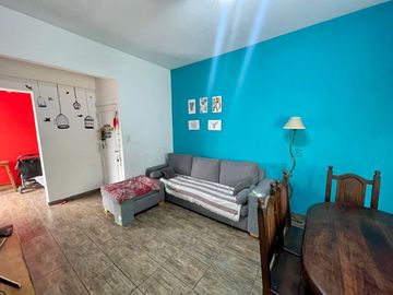 VENTA DPTO 3 AMBIENTES FLORESTA PERMUTA FINANCIA