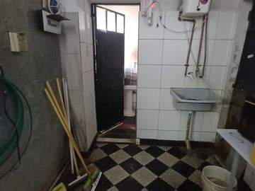 VENTA LOTE PROPIO CON 4 PH + LOCAL,DEVOTO,PERMUTA.