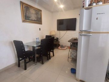 VENTA LOTE PROPIO CON 4 PH + LOCAL,DEVOTO,PERMUTA.