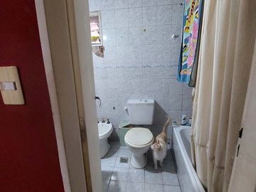 VENTA LOTE PROPIO CON 4 PH + LOCAL,DEVOTO,PERMUTA.