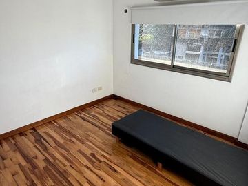 Venta Departamento 4 Ambientes al frente con cochera