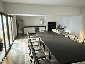 Venta Departamento 4 Ambientes al frente con cochera