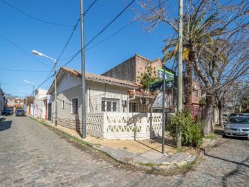 PH Venta 3amb 2dorm tipo casa, sin expensas, con cochera cubierta.