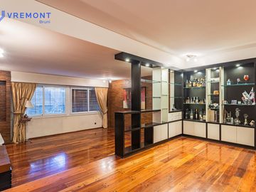 Venta piso de 6 AMB, en Caballito, Capital Federal.