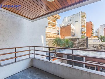 Venta piso de 6 AMB, en Caballito, Capital Federal.