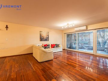 Venta piso de 6 AMB, en Caballito, Capital Federal.