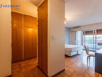 Venta piso de 6 AMB, en Caballito, Capital Federal.