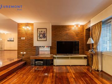 Venta piso de 6 AMB, en Caballito, Capital Federal.