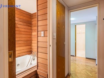 Venta piso de 6 AMB, en Caballito, Capital Federal.