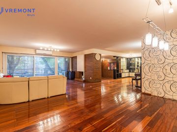 Venta piso de 6 AMB, en Caballito, Capital Federal.