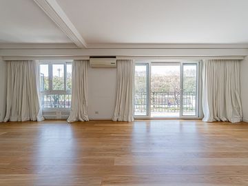 Venta depto 6 amb en Palermo frente al Hipódromo