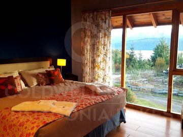 Venta Hostería 1100m2, lote de 5.000m2 en Bº Puerto Manzano Villa La Angostura