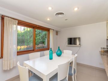 Casa en venta en Acassuso de Libertador al Rio, 6 ambientes