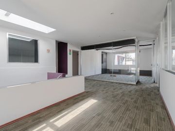 Edificio corporativo en la colonia anzures