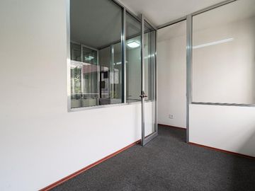 Edificio corporativo en la colonia anzures