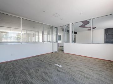 Edificio corporativo en la colonia anzures