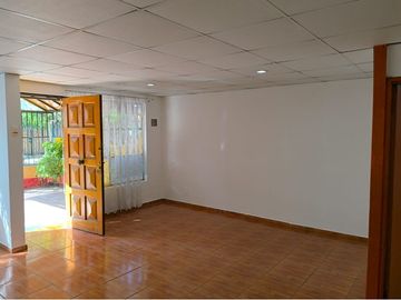 casa 3D+1B estacionamiento