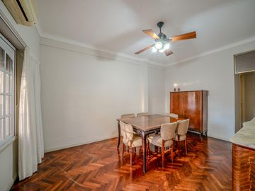 PH FRENTE CON ENTRADA INDEPENDIENTE - PATIO CON PARRILLA - 4 AMBIENTES - SIN EXPENSAS