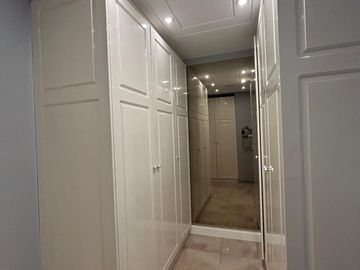 La mejor residencia en venta de Villa Ballester, gran calidad de construccion, posible permuta