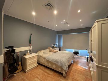 La mejor residencia en venta de Villa Ballester, gran calidad de construccion, posible permuta