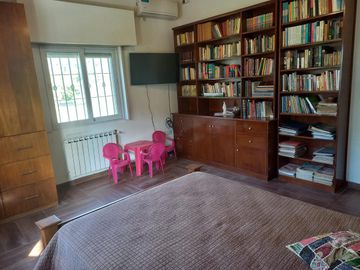 Excelente casa quinta a la venta en Mercedes -Apta credito