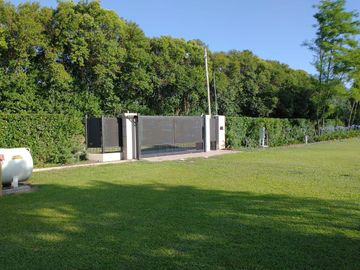 Excelente casa quinta a la venta en Mercedes -Apta credito