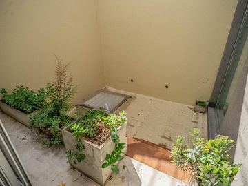 EN VENTA  V. LOPEZ DIVINA CASA DE 3 DORM ESTUDIO/PLAY JARDIN