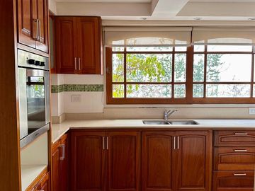 Venta dúplex 6 amb, 377m2, terraza propia y cochera en Caballito