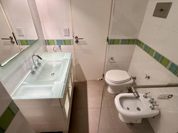 Venta dúplex 6 amb, 377m2, terraza propia y cochera en Caballito