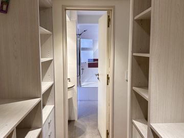 Venta dúplex 6 amb, 377m2, terraza propia y cochera en Caballito