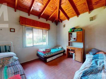 Excelente casaquinta en venta  en Etcheverry