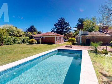 Excelente casaquinta en venta  en Etcheverry