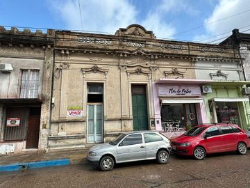 Casa en  Concepcion del Uruguay 3 de Febrero n° 83
