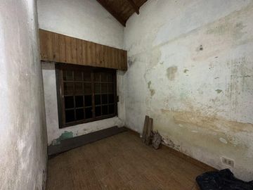 Casa a reciclar en Villa La Florida