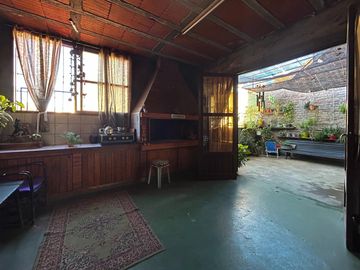 Casa en  Barrio Azcuenaga