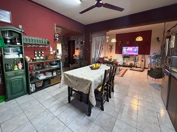 Casa en  Barrio Azcuenaga