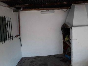 Casa en venta - 2 dormitorios 1 baño - Cochera - 277mts2 - Ensenada