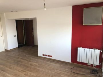 Departamento - Olivos-Vias/Maipu