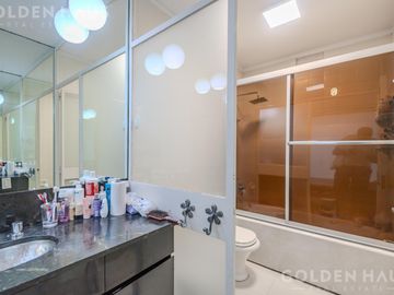 Departamento en venta en Palermo - Piso en torre en esquina