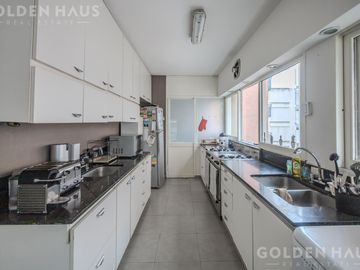 Departamento en venta en Palermo - Piso en torre en esquina