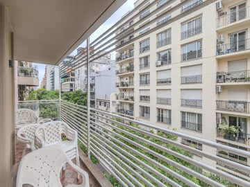Departamento en venta en Palermo - Piso en torre en esquina
