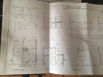 HERMOSA CASA CON JARDIN - FLORIDA OESTE