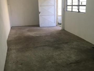 HERMOSA CASA CON JARDIN - FLORIDA OESTE