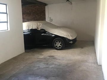 HERMOSA CASA CON JARDIN - FLORIDA OESTE