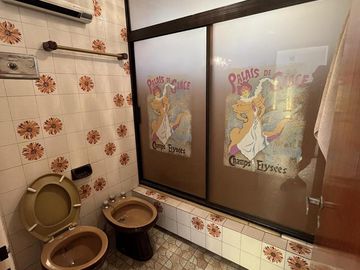 HERMOSA CASA CON JARDIN - FLORIDA OESTE